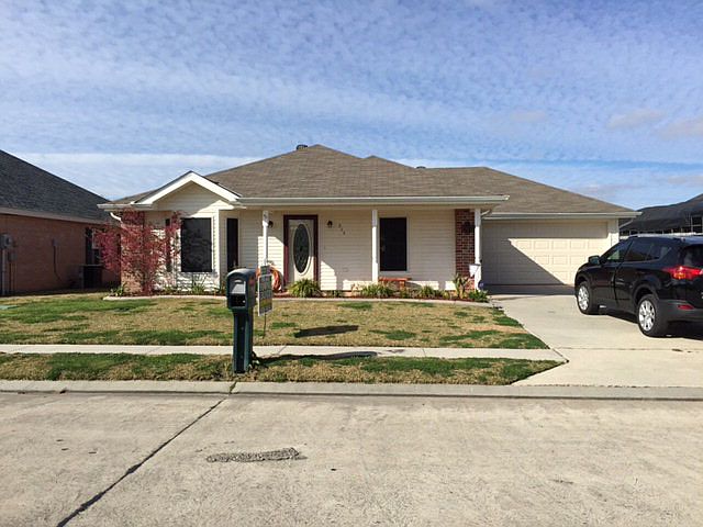 1st image of 315 L Kirth Dr