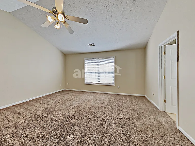 1318 Baylor Dr — Photo 14