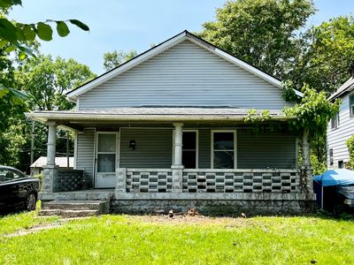 2826 Station St, Indianapolis, IN, 46218