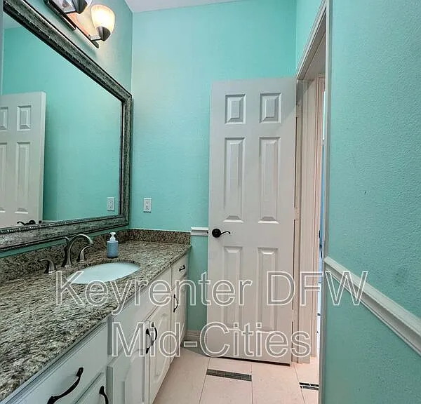 2417 Creekside Cir S — Photo 34