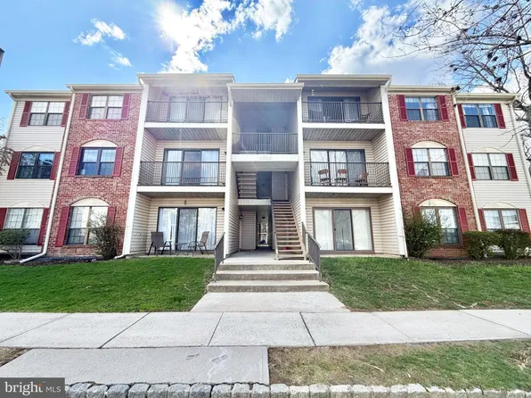 21 Joyner Ct, Lawrence Township, NJ 08648