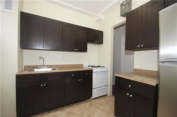 Rented by Avian Village Realty | media 22