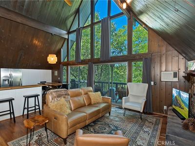 1404 Regina Dr, Lake Arrowhead, CA, 92352