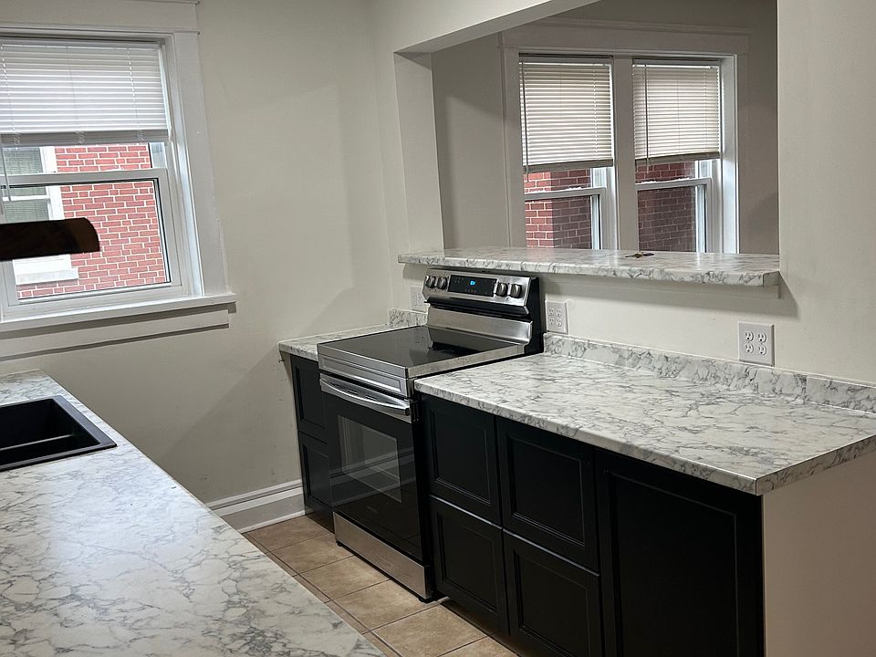 1st image of 3435 Klocke St APT 1E