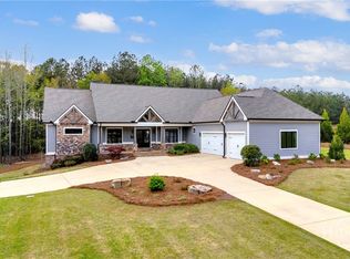 2499 River's Edge Drive, Bogart, GA 30622