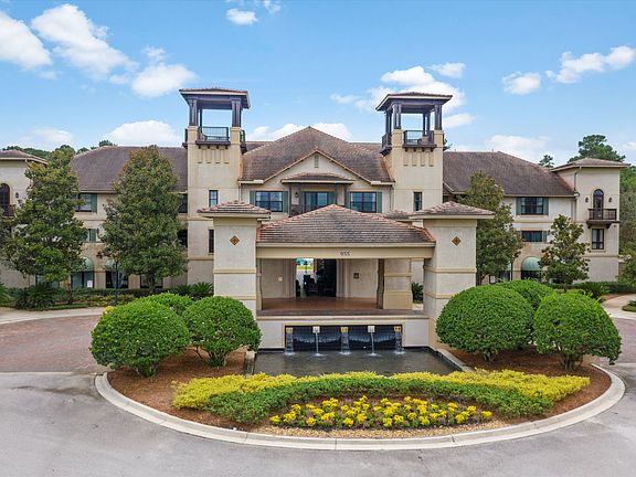 3rd image of 955 Registry Blvd #203-1