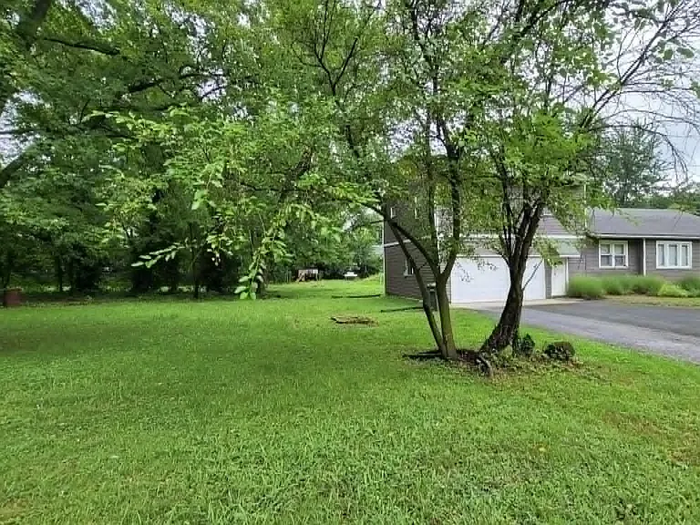 3854 1/2 S Sherman Dr — Photo 3