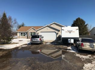 620 N Packer Dr, Whitelaw, WI 54247