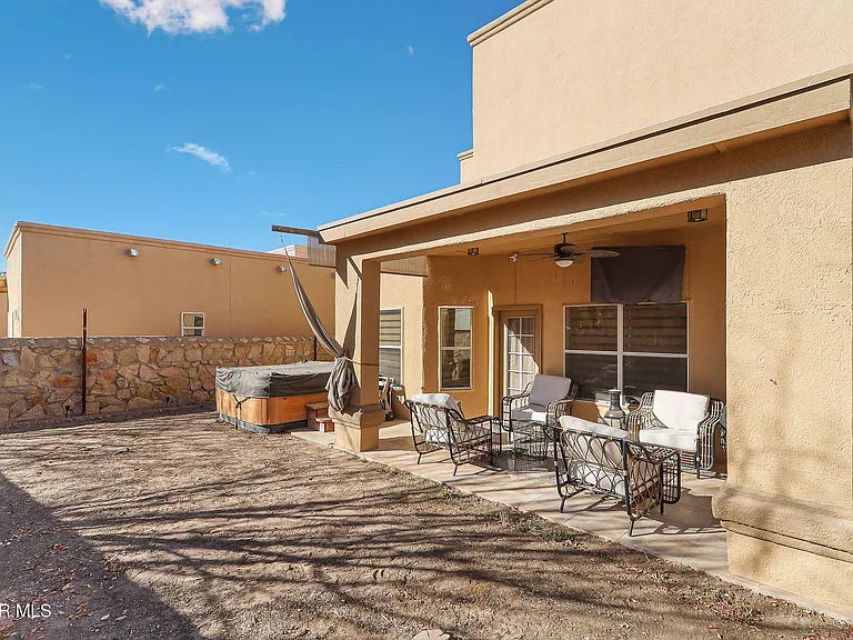 11608 Saint Thomas Way — Photo 34