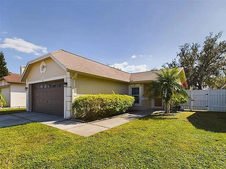 1434 Marigold Dr — Photo 1