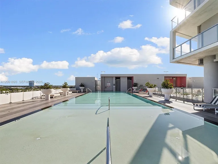 2000 Metropica Way #502 — Photo 33