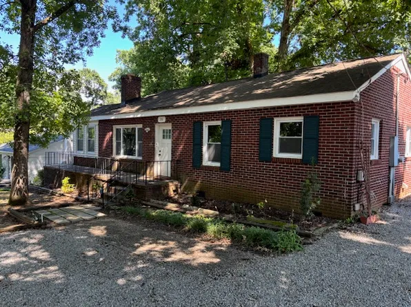 210 Grace Ave, Easley, SC 29640
