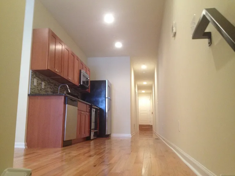 415 N 41st St — Photo 23
