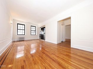 2590 35th St APT 3C, Astoria, NY 11103