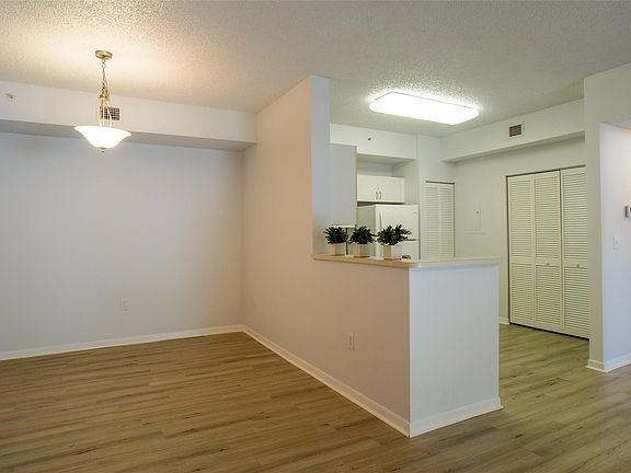 3rd image of 6936 SW 39th Street #202D