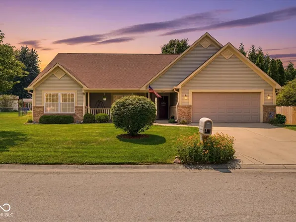 2307 Eagle Brook Dr, Shelbyville, IN 46176