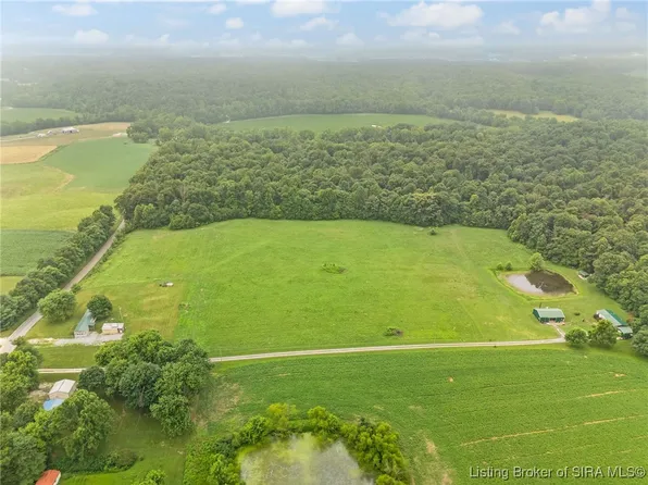  McPhillips Road SE, Elizabeth, IN 47117