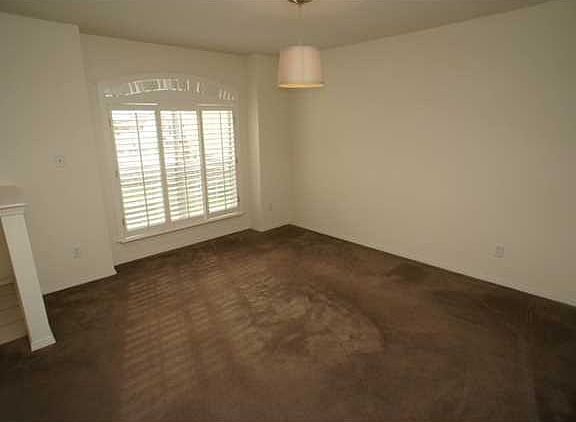4th image of 3268 Manny Aguilera Dr