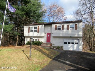 4 Royal Court, Stillwater, NY, 12170