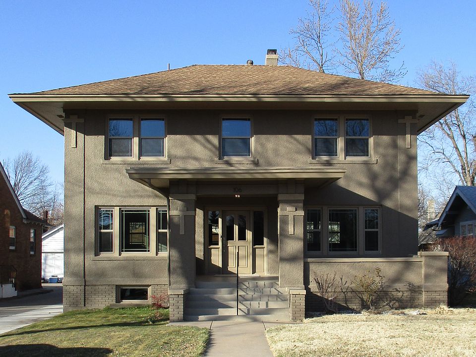 1st image of 106 W 18th Ave