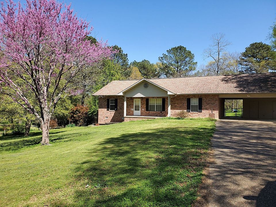 1st image of 103 Wildwood Cir