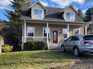 425 S 4th St, Jacksonville, OR 97530