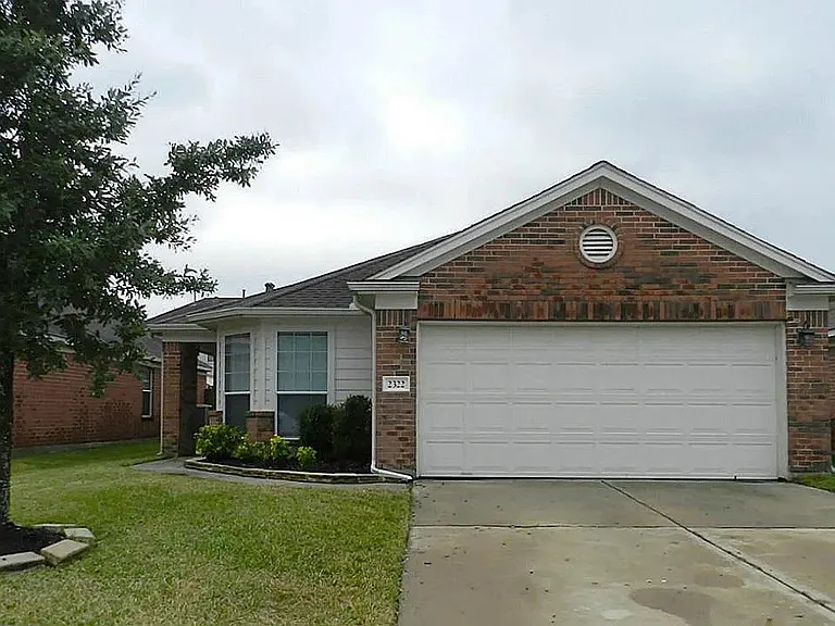 2322 Turnbury Elm Ct — Photo 4