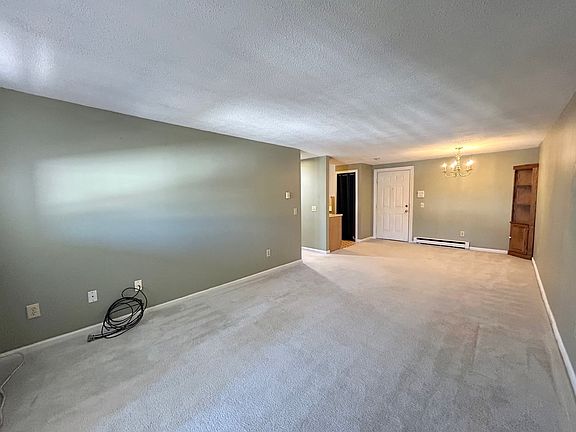 5th image of 186 Heritage Dr #186