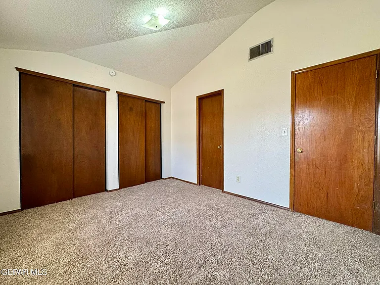 11357 Lake Erie Dr — Photo 20