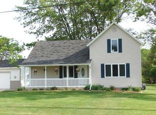 232 E Fillmore Rd, Ithaca, MI 48847