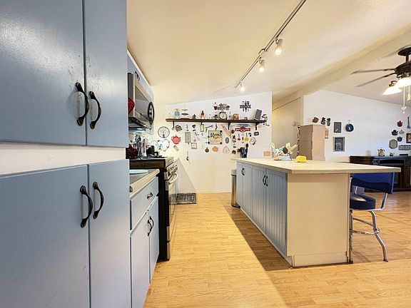 4th image of 2400 Alpine Blvd Space 68