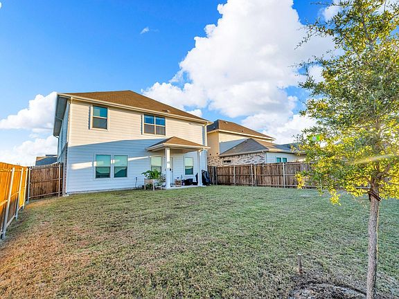 4th image of 1362 Cress Garden Ln