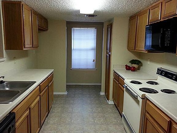 5th image of 4324 Columbus Trl