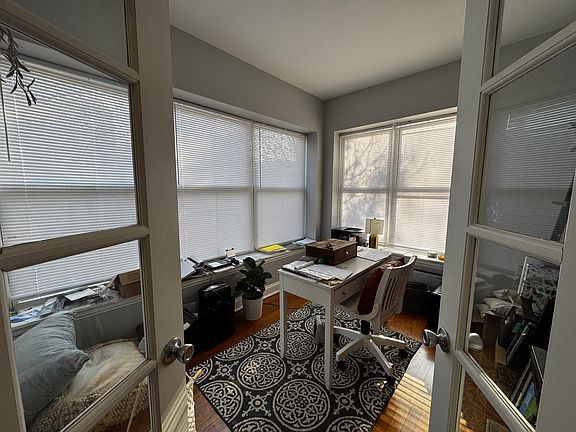 5th image of 3643 W Leland Ave APT 4