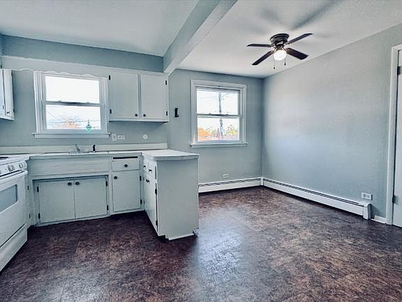 5th image of 1129 W 127th Pl APT B1