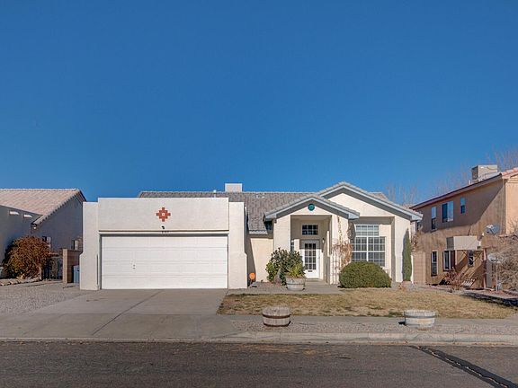 2nd image of 8105 Corte Del Viento NW