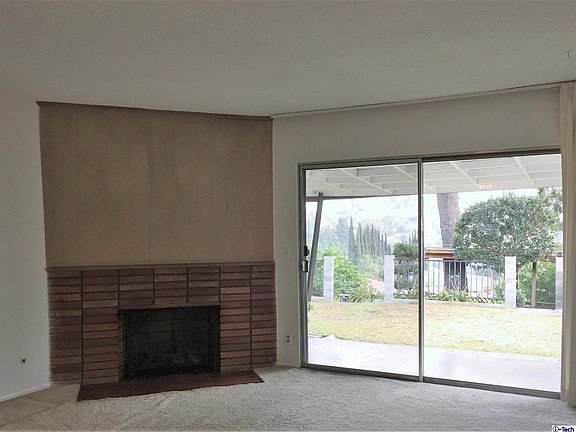3rd image of 2462 N Ditman Ave