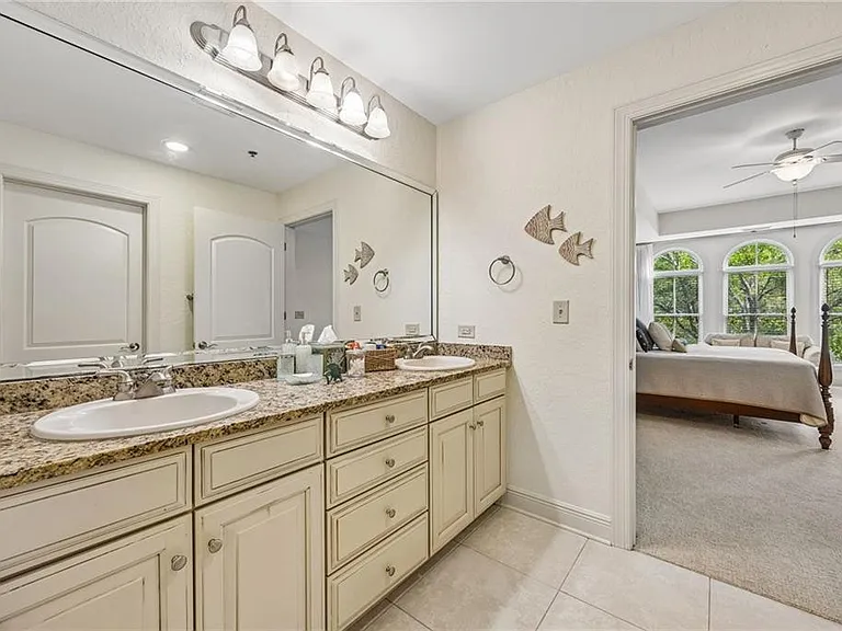 150 Salt Air Dr #303 — Photo 37