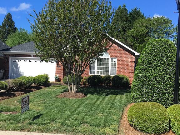 2nd image of 1555 Elkhart Cir