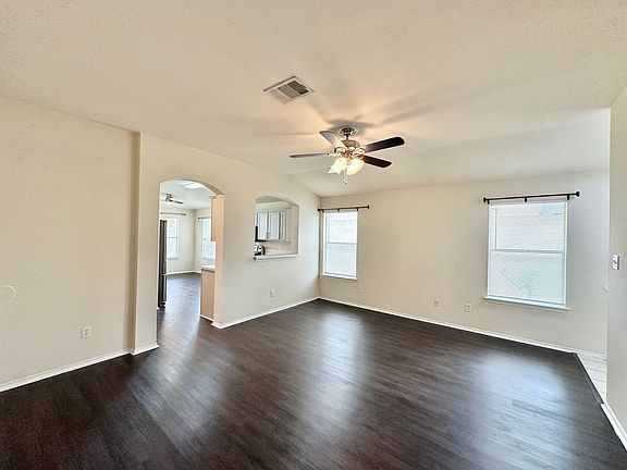 4th image of 4510 Causeway Ct