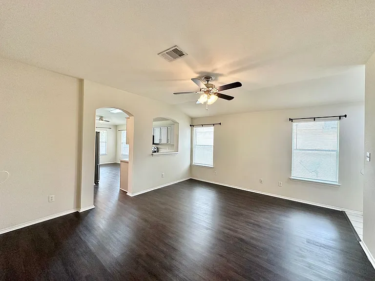 4510 Causeway Ct — Photo 4