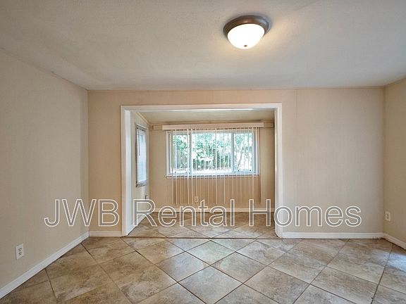 5th image of 2490 Woolery Dr