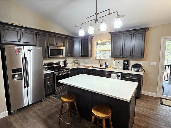 4th image of 5745 Forest Dr