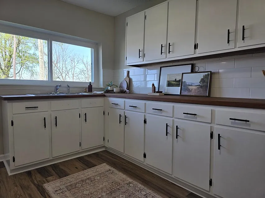 3 bed, 906 sqft, $1,650 — Photo 4