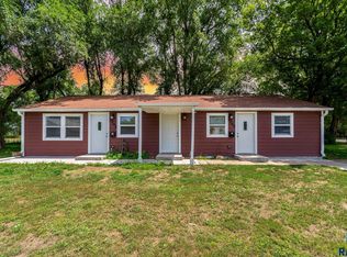 2208 E Mulberry St, Sioux Falls, SD 57103