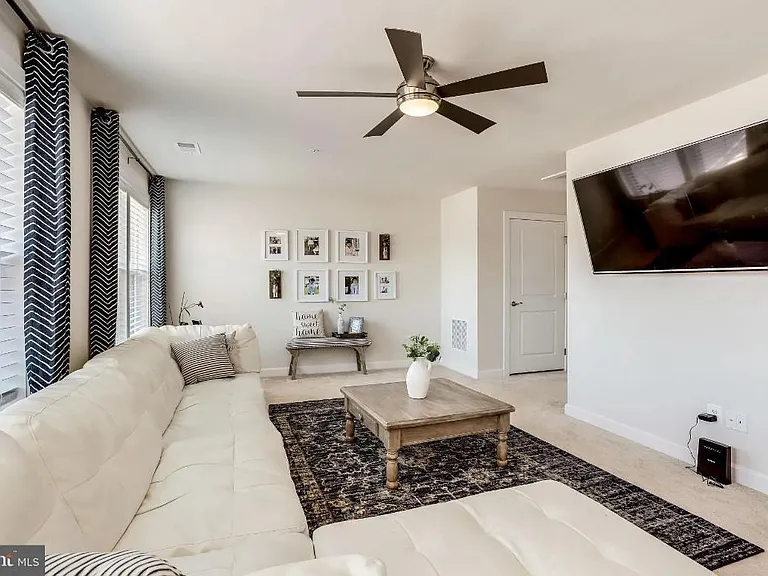 43394 Charitable St — Photo 36