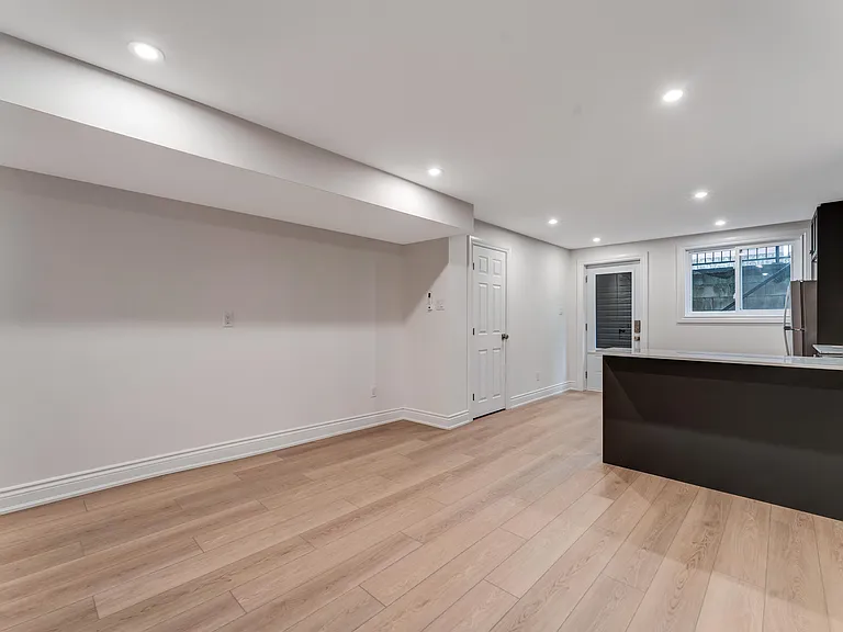 288 Arlington Ave — Photo 23