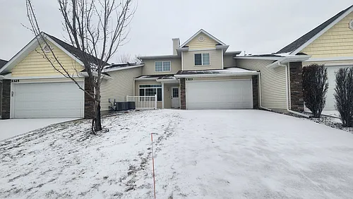 1323 SE Birch Ln Photo 1