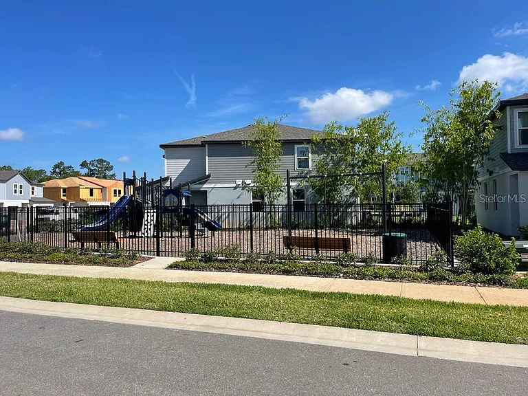 513 Legacy Loop — Photo 30
