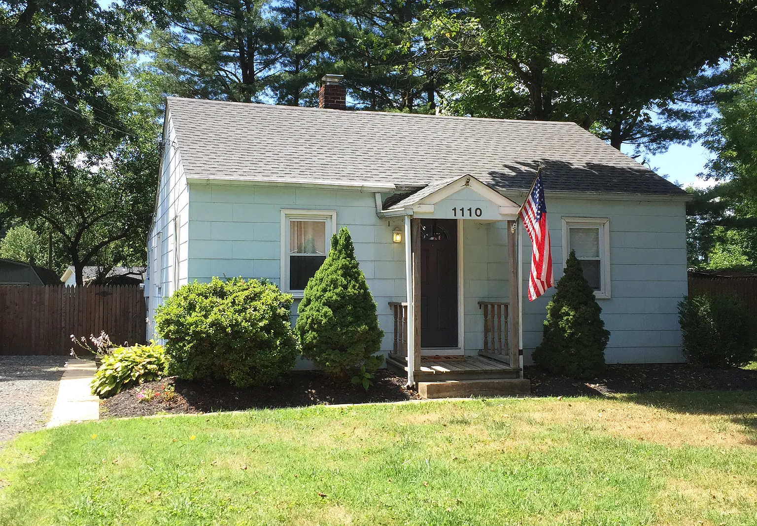 1110 Poplar Grove Rd photo 1